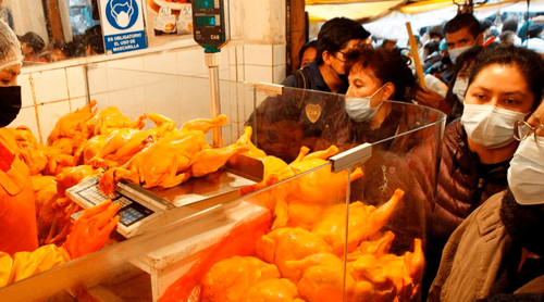 ¿Otra vez sube el pollo? el precio alcanza hasta bs 22 en mercados de la paz