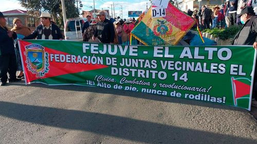 FEJUVE de El Alto marcha hacia La Paz para exigir soluciones al gobierno por crisis económica