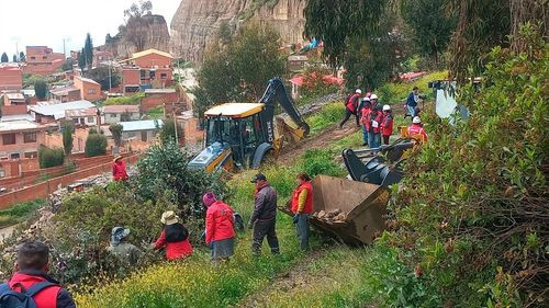 Deslizamiento de gavión causa daños en viviendas de Bajo Alpacoma y provoca evacuaciones