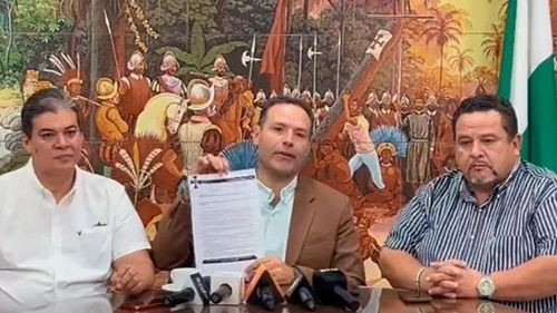 Cívicos exigen resarcimiento por daños a vehículos por mala calidad del combustible