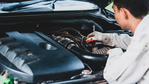 Carbonilla en motores genera dudas sobre la calidad de la gasolina en el país