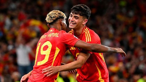 España sin Pedri, pero con Lamine