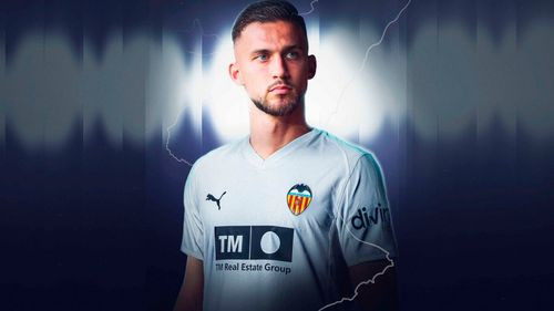 Valencia refuerza su defensa con Copete, quien firma hasta 2029