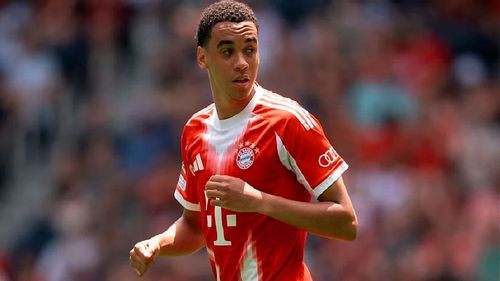 Musiala acelera su recuperación y vuelve a entrenar con el Bayern