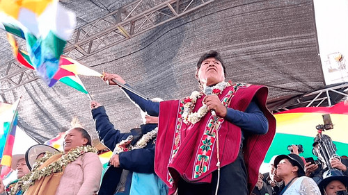 Evo Morales da plazo de 24 horas para cambio de ministros
