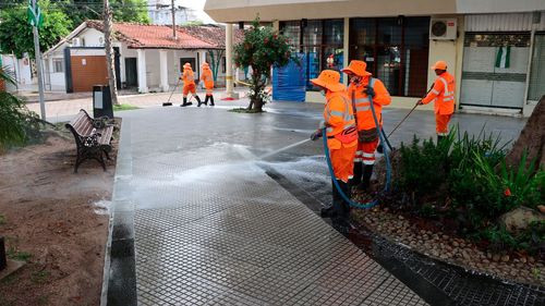 Más de 200 personas realizaron limpieza en el centro histórico tras el carnaval