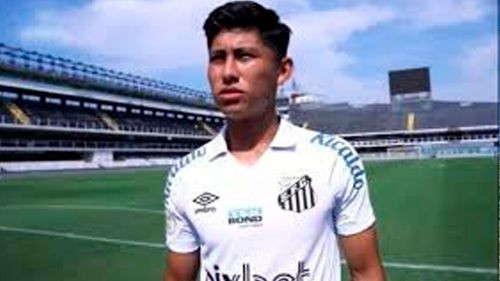 “Vamos Miguelito”: el colosal  aliento que recibió Terceros desde  las graderías de Vila Belmiro