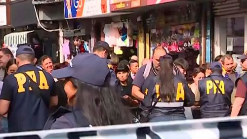 Argentina realiza operativo migratorio en zona de Once