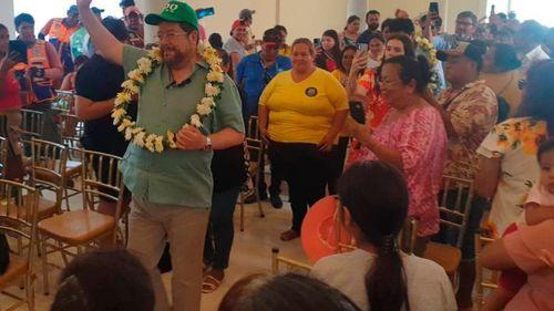 Samuel Doria Medina recibe apoyo de juntas vecinales y mototaxistas en Warnes
