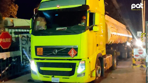 Transportistas cisternas anuncian suspensión de distribución de carburantes