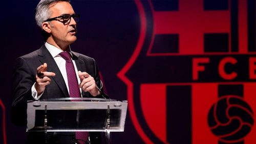 Víctor Font arremete contra la  directiva del Barça por el nuevo  retraso en el regreso al Camp Nou