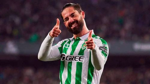 Isco asume su pasado en el Real  Madrid y celebra su renacer en el Betis