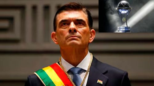 Presidente Rodrigo Paz recibe de  Conmebol la réplica de la Copa  Sudamericana