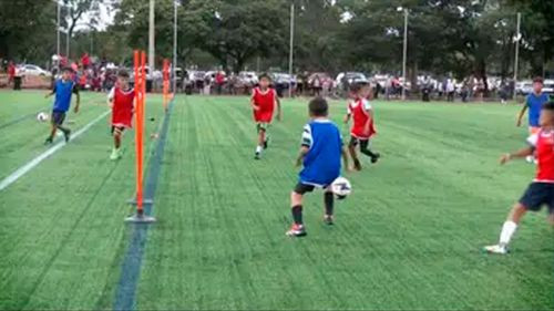 Más de 500 jóvenes buscan su oportunidad en la academia Sporting Santa Cruz