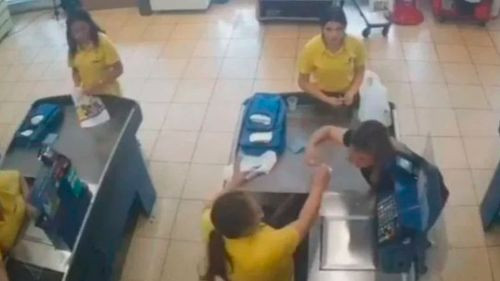 Ataque en supermercado: apuñala a la hija de su expareja por venganza