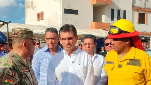 Paz anuncia una nueva etapa en las FFAA