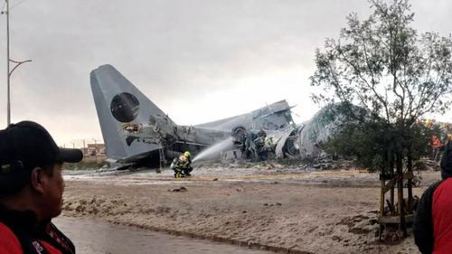 Gobierno evalúa trasladar al  exterior a niño sobreviviente de la  tragedia aérea en El Alto