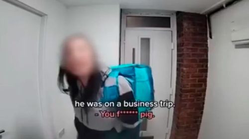 Mujer descubre infidelidad de su esposo mientras hacía una entrega de comida