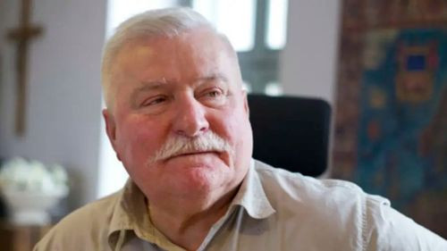 Lech Walesa critica trato de Trump a Zelenski y lo compara con interrogatorios comunistas