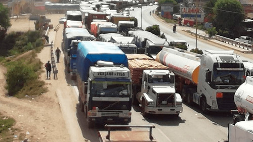 El sector productivo pierde más de Bs 120 millones por bloqueos, según el Gobierno