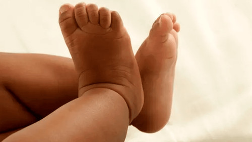 Abandonan a bebé de siete días en El Alto; buscan a sus familiares
