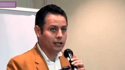 INCENDIO EN LA COP30 OBLIGA A EVACUAR A MILES; VICEPRESIDENTE LARA ESTARÍA A SALVO