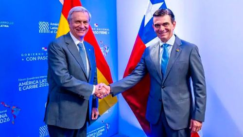 Paz y Kast se reúnen en Panamá para “construir futuro” en beneficio de Bolivia y Chile