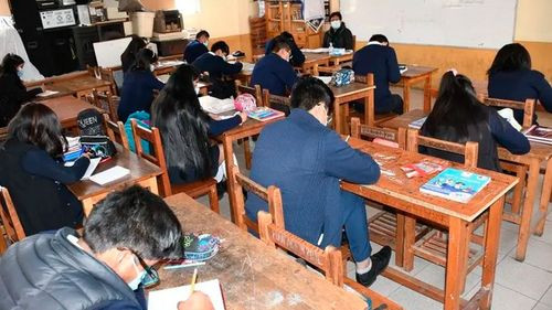 Bolivia inicia clases con nuevas reglas y un debate abierto sobre la calidad educativa