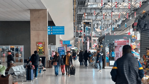 Terminal de El Alto reanuda viajes a Santa Cruz y Cochabamba tras riadas