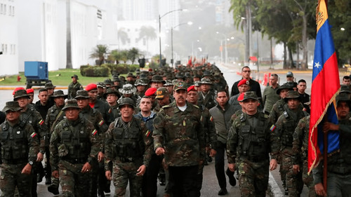 Maduro despliega 150.000 efectivos en ejercicios Escudo Bolivariano 2025