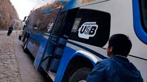 Más de 200 menores detenidos por viajar sin autorización en La Paz 
