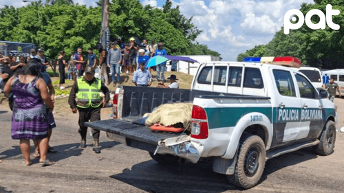 Motociclista muere tras accidente con camión Santa Cruz