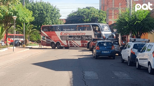 Transporte en Sucre acata paro por falta de combustible