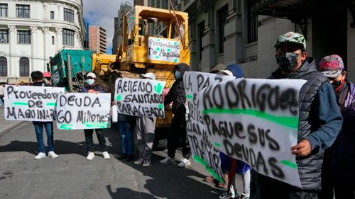 Empresas protestan contra la Alcaldía de La Paz y logran acuerdo de pago 