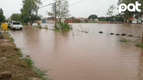 Fuerte lluvia en Santa Cruz causa emergencias