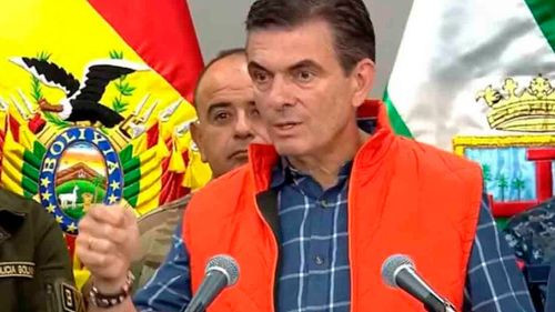 Paz anuncia traslado de comunidades en riesgo por posibles inundaciones en Santa Cruz