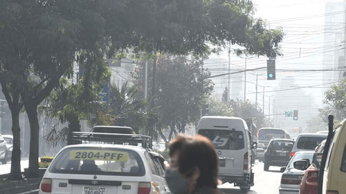 Alcaldía de Cochabamba recomienda uso de barbijo por alta contaminación