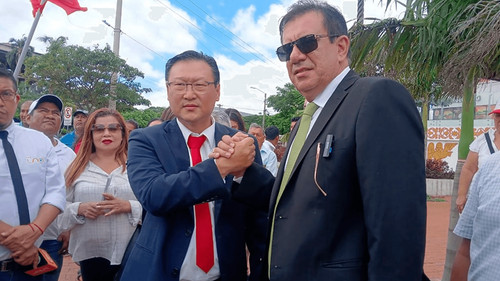 Chi Hyun Chung y Jaime Soliz firman alianza política y llaman a la unidad