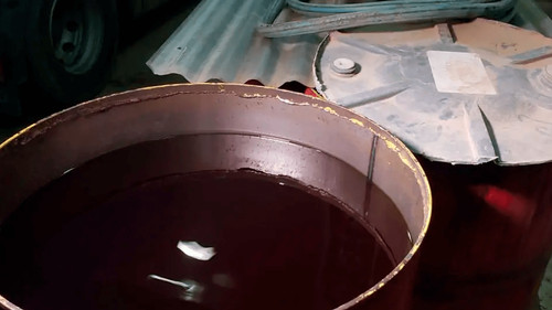 Denuncian venta de aceite de soya en lugar de diésel en surtidor de El Alto