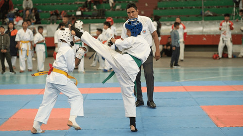 Chuquisaca domina en Campeonato Nacional de Karate Infantil en Cochabamba