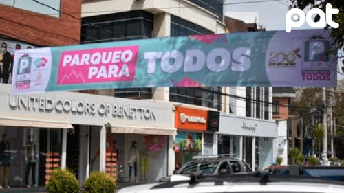 La Paz suspende parqueo tarifado acatando sentencia constitucional