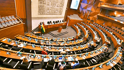 Diputados tratará créditos para combatir el fuego