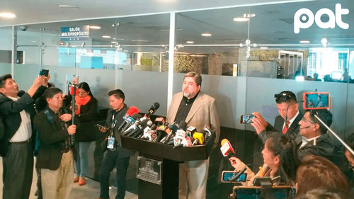 Diputado pide arraigo de exgerentes de Gestora y UPRE por corrupción