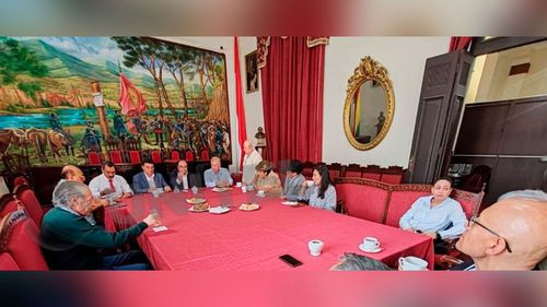 Líderes de la oposición se reúnen en Tarija rumbo a las elecciones de 2025